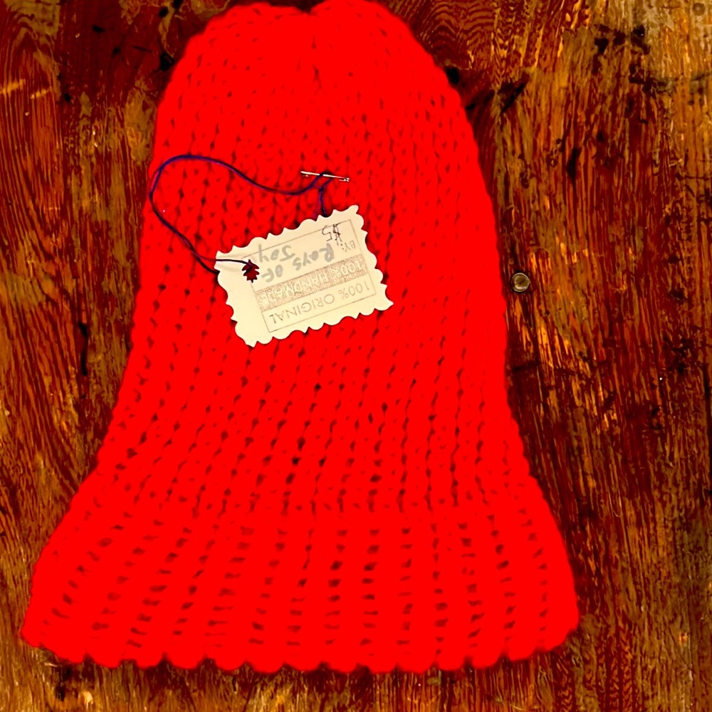 Handmade, New, Men’s Loom Knitted, Winter Hat, Size Small, Red, double brim